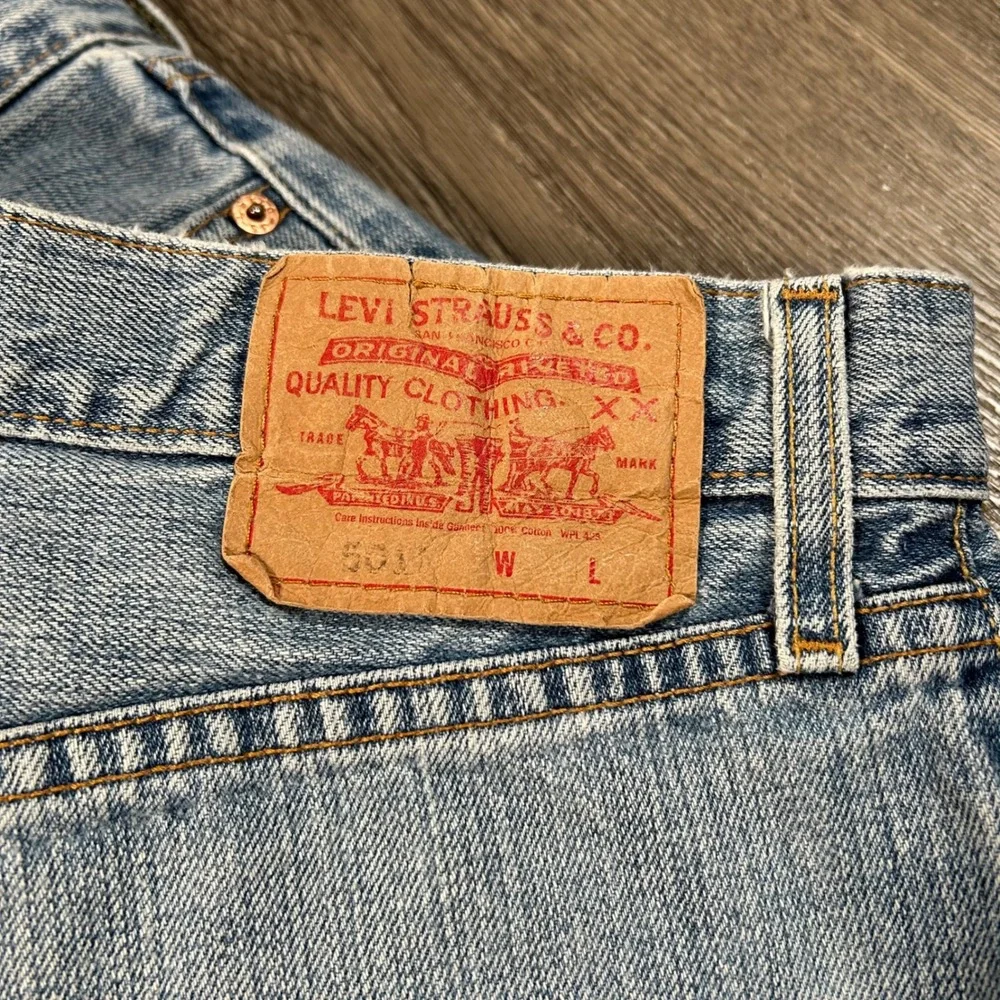 Vintage Levis 501 Original Fit Jeans 33x32 Fits 33X31 Light Wash Blue Button Fly